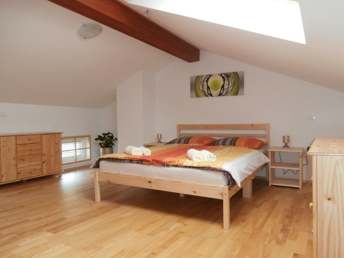 Apartma Ana Dreznica コバリード エクステリア 写真